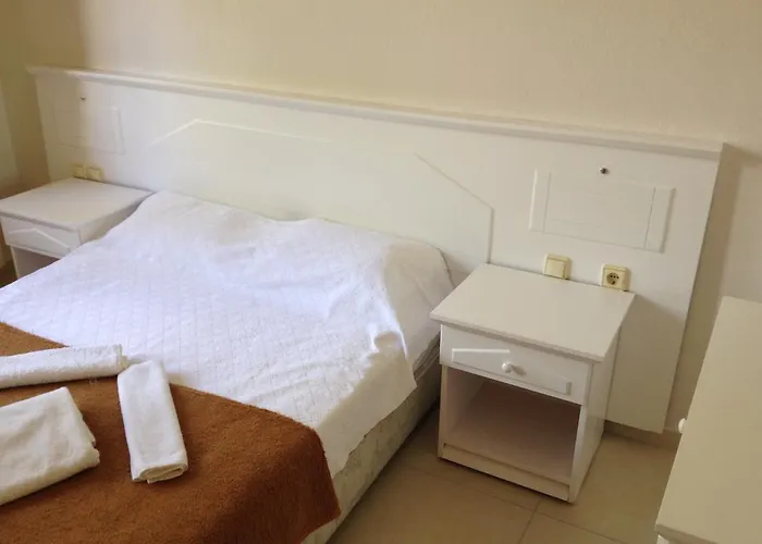 Gorkem & 3* オルデニズ